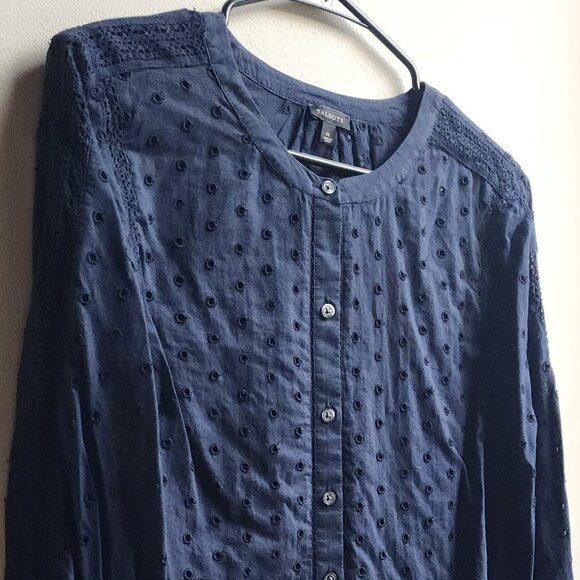 Talbots Navy Blue Eyelet Lace Button Down Shirt Size Medium - Picture 2 of 13